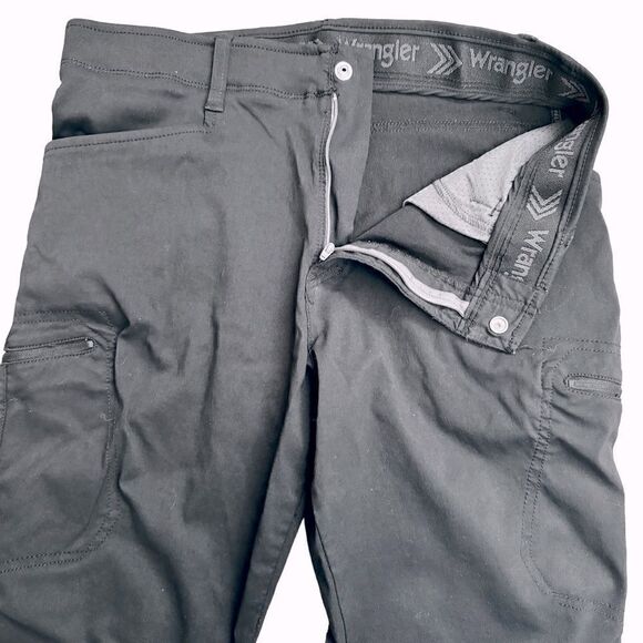 Wrangler Black Utility Pants Size 32 - Picture 2 of 6